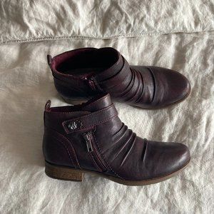 Earth Brook Boots, Garnet Leather, Size 10, EUC